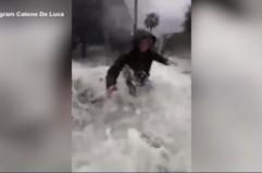 Maltempo nel Messinese, semi-travolti da un'onda in diretta Fb