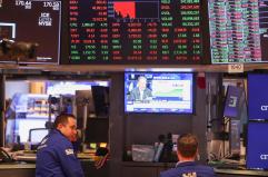 Wall Street accelera con Trump sui dazi, Dj +1,33%, Nasdaq +1,23%