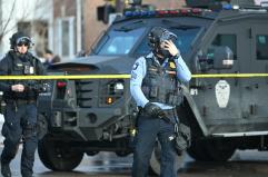 Cento membri del clero arrestati all'aeroporto di Minneapolis