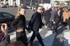 Funerale di Valentino, gli arrivi dei personaggi famosi