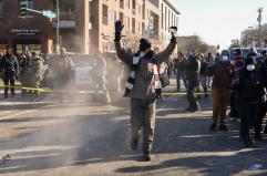 Basket: agente federale uccide uomo,Nba rinvia Timberwolves-Golden State a Minneapolis