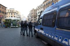 Scontri sull'A1 fra tifosi del Napoli e della Lazio