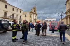 Si allarga il fronte della frana a Niscemi, trasferite 300 famiglie