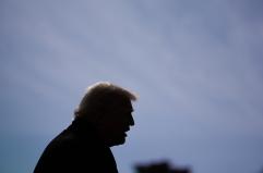 Trump non preoccupato dal calo del dollaro, 'non &egrave; sceso molto'