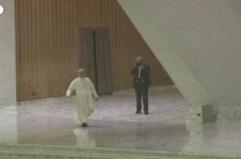 Il Papa: "Mai piu' antisemitismo, fermare l'orrore del genocidio ovunque"