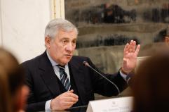 Tajani, 'dopo gli scontri servono garanzie, affiniamo contenuti decreto e ddl'