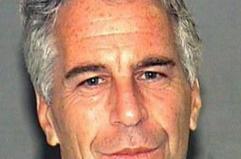 Su Tmz le foto di Epstein morto in cella