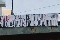 Striscione di CasaPound contro l'Anpi: confermate tre assoluzioni a Bari