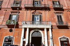 Bari, chiede i referti del compagno morto, Asl e Tar: «Per la legge non ha diritto»