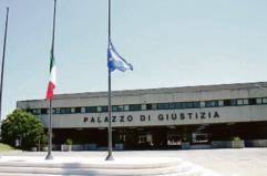 Foggia, nei video gli incontri a luci rosse del sacerdote: 45enne condannato a 8 anni per estorsione
