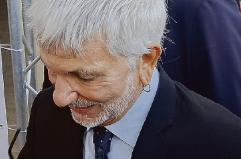 Vendola, elezioni a rischio: la costituzione di parte civile della Regione può farlo decadere. La difesa: «Problema inesistente»
