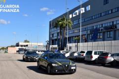 Taranto, maxi sequestro della Gdf tra auto e contanti per &laquo;Viktor&raquo; uno dei &laquo;capi&raquo; del rione Salinella