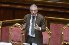 Urso “Italia non arretra, il Pil si consolida e cresce”