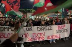 Flotilla, Pro-Pal occupano Piazza dei Cinquecento a Roma