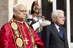 Il Papa al Quirinale “Tempi di grave sofferenza, impegno per la pace”