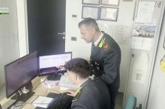 Truffa nel fotovoltaico da 80 milioni, sequestrato il sito internet societario Truffa nel fotovoltaico da 80 milioni, sequestrato il sito internet societario