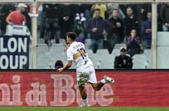 La Fiorentina sprofonda tra i fischi, il Lecce passa al Franchi
