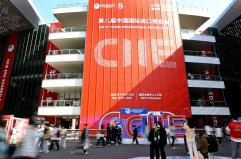 Cina: durante CIIE registrati oltre 83 miliardi di dollari in accordi preliminari