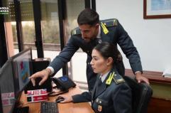 Truffa con associazioni no profit,3 arresti e sequestro per 3 milioni a Cagliari