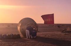 Cina, la capsula di rientro di Shenzhou-21 tocca terra