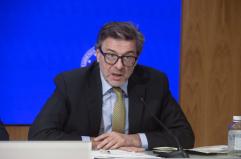 Giorgetti “Contribuire alle spese dello Stato non sia un peso”