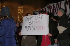 Intesa Sanpaolo, ampio palinsesto di iniziative contro la violenza di genere