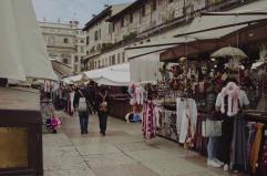 A novembre l&rsquo;inflazione rallenta