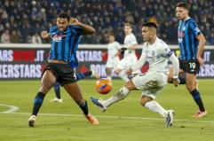 Lautaro manda ko l&rsquo;Atalanta, l&rsquo;Inter resiste in vetta