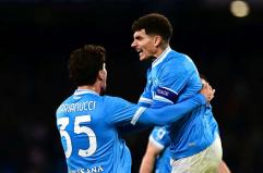 Il Napoli rallenta la corsa scudetto, l&rsquo;Hellas sfiora il colpaccio