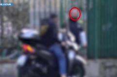 Stroncato traffico di droga nel quartiere Scampia a Napoli, 28 arresti