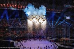 La fiamma dell&rsquo;armonia illumina Milano-Cortina