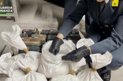 Frode fiscale nel commercio di argento, sequestrati beni per 15,7 mln di euro