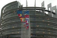 Dal Parlamento Ue semplificazioni per le imprese a media capitalizzazione