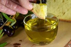 L&rsquo;olio extravergine traina il turismo del gusto