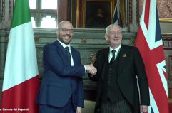 Londra, Fontana incontra lo speaker Hoyle alla Camera dei Comuni