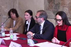 Polizia e Fastweb+Vodafone, un podcast contro la violenza di genere online