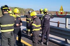 Maltempo, proseguono ricerche disperso dopo il crollo del ponte sul fiume Trigno