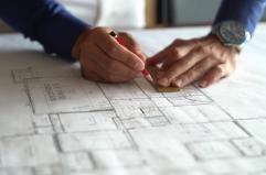 Mercato immobiliare dinamico ma sul futuro pesano le incognite sui tassi