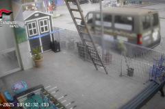 "Stesa" per il controllo di Caivano, tre arresti