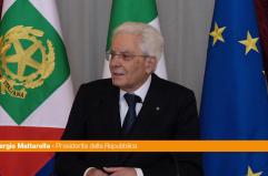 Mattarella "Con pi&ugrave; autoironia i potenti eviterebbero difficolt&agrave; e imbarazzi"