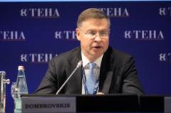 Dombrovskis: "Avanti con tutto supporto possibile all'Ucraina"