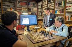 L'Intelligenza artificiale rivoluziona gli scacchi: a Bologna il debutto dell'AI agentica ShashGuru