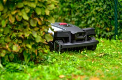 Roborock, nuova serie di robot rasaerba in un evento esclusivo a Monaco