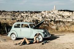 Apre a Milano la mostra 'Italia di moda' di Andrea Varani