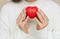 Colesterolo alto per più di un italiano su 4, ma perdere anche solo un chilo protegge il cuore