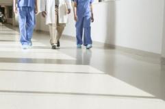 Ordini medici, '40mila camici bianchi in pensione entro il 2030, servono risorse'