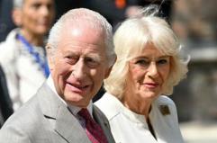 Carlo e Camilla oggi in Vaticano, primi reali britannici a pregare con un Papa
