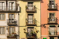 Manovra, SoloAffitti: "Aumento cedolare pesa 60 euro ma proprietari tornano ad affitto residenziale" Manovra, SoloAffitti: "Aumento cedolare pesa 60 euro ma proprietari tornano ad affitto residenziale"