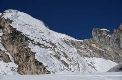 Nepal, quattro gli alpinisti italiani morti. Fonti: "Le vittime sono 5"