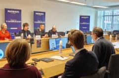 Ue, allarme Pro Vita e Vannacci: "Epidemia di transizioni sessuali tra i minori"